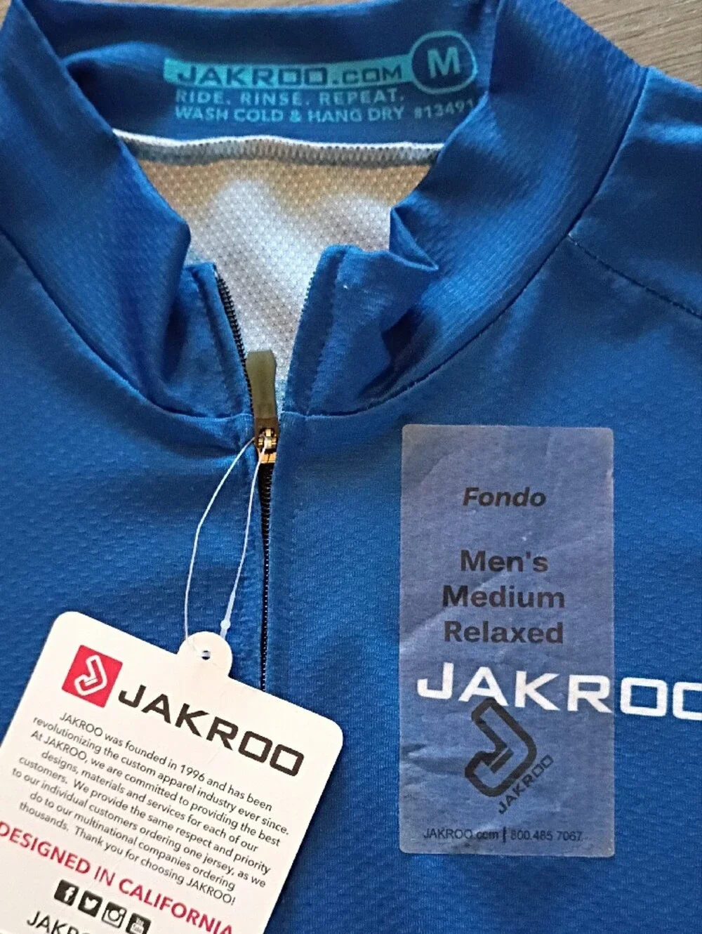JAKROO Blue Cycling Jersey with White Stripes-NWT-Sz Medium-SS Back Pouch